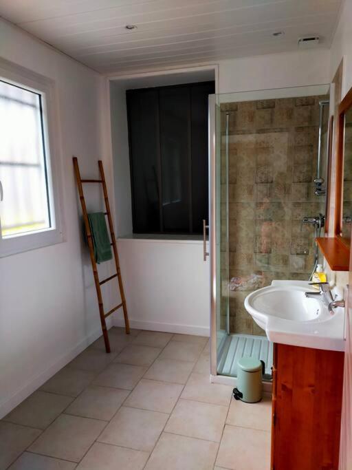 Maison Verrieres  Экстерьер фото